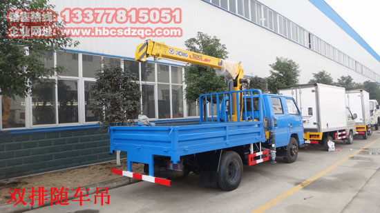 2噸江鈴雙排隨車(chē)吊圖片