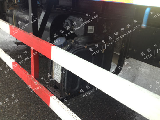東風(fēng)EQ5160起重運車輸