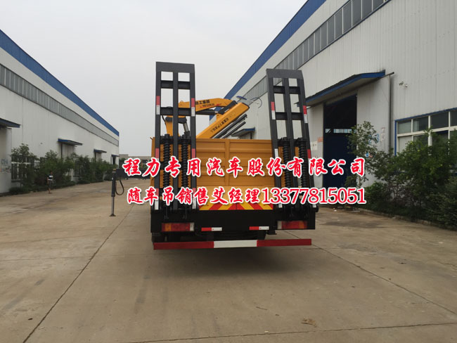 可以拉挖機(jī)隨車吊圖片